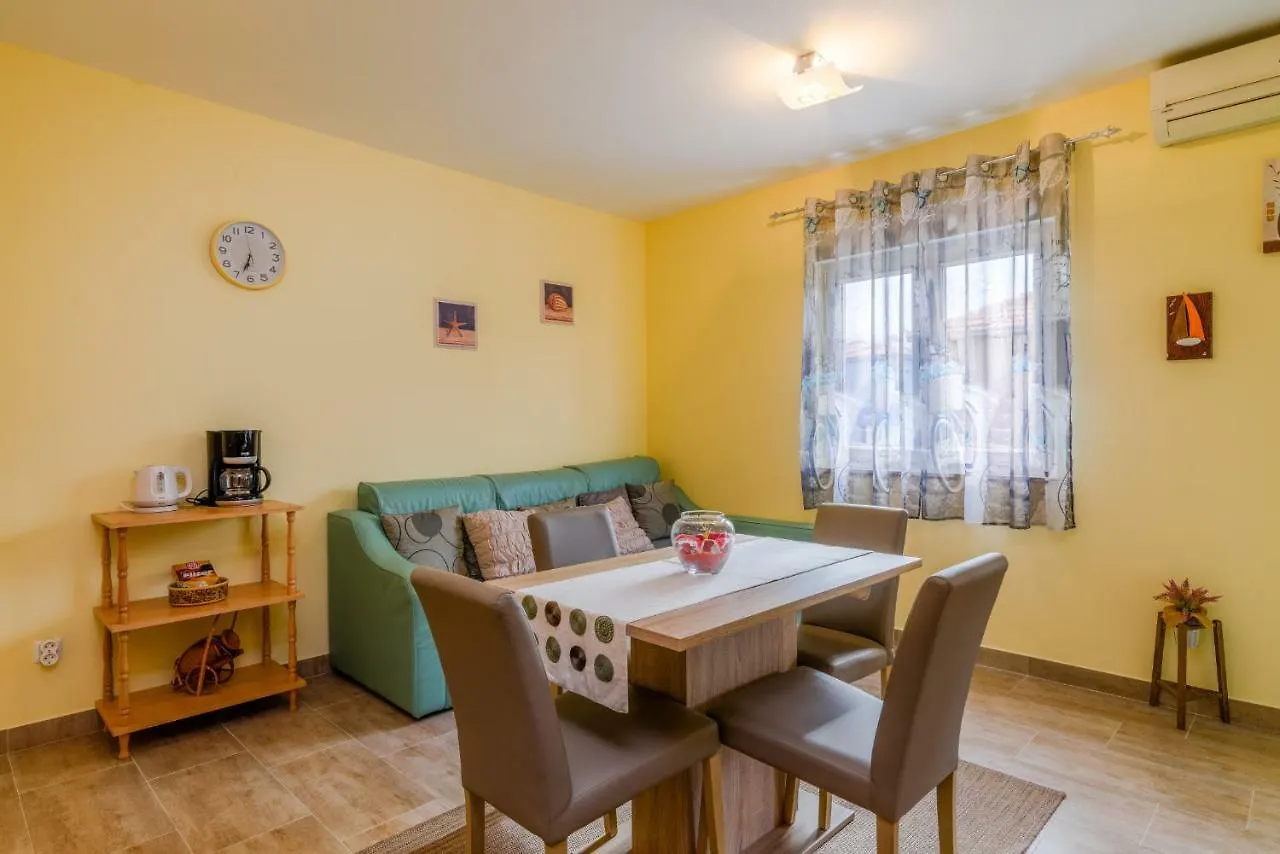 Grozdy Apartment Trogir