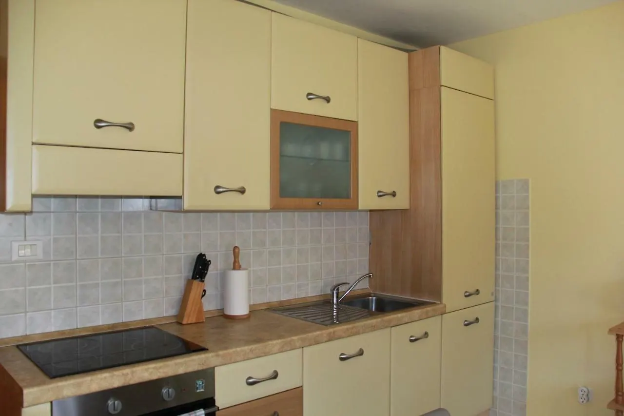 Grozdy Apartment Trogir Croatia