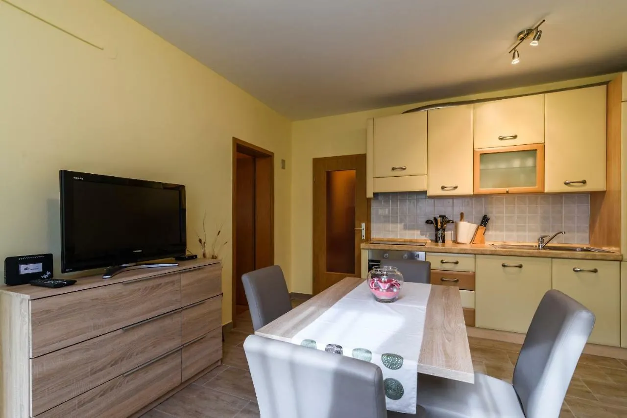 Grozdy Apartment Trogir